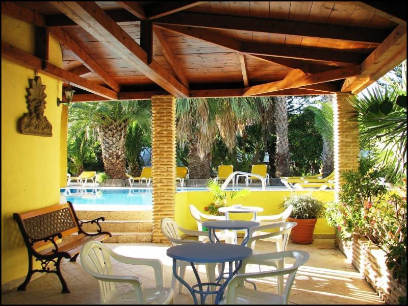 Lemon Garden Hotell Vasilikí Eksteriør bilde